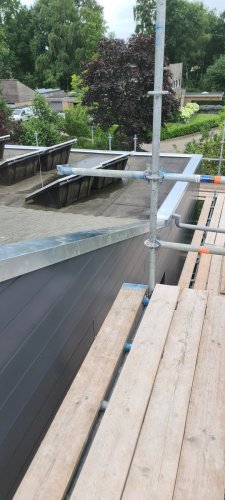 Kor-Elzinga-Postma-Hommes-00019